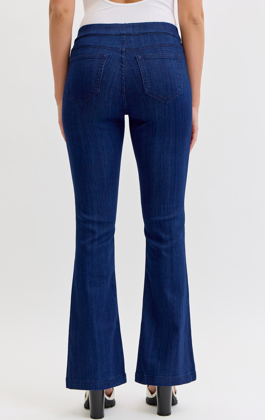 Cello Petite Mid Rise Pull On Flare Jeggings | Solid Dark Denim