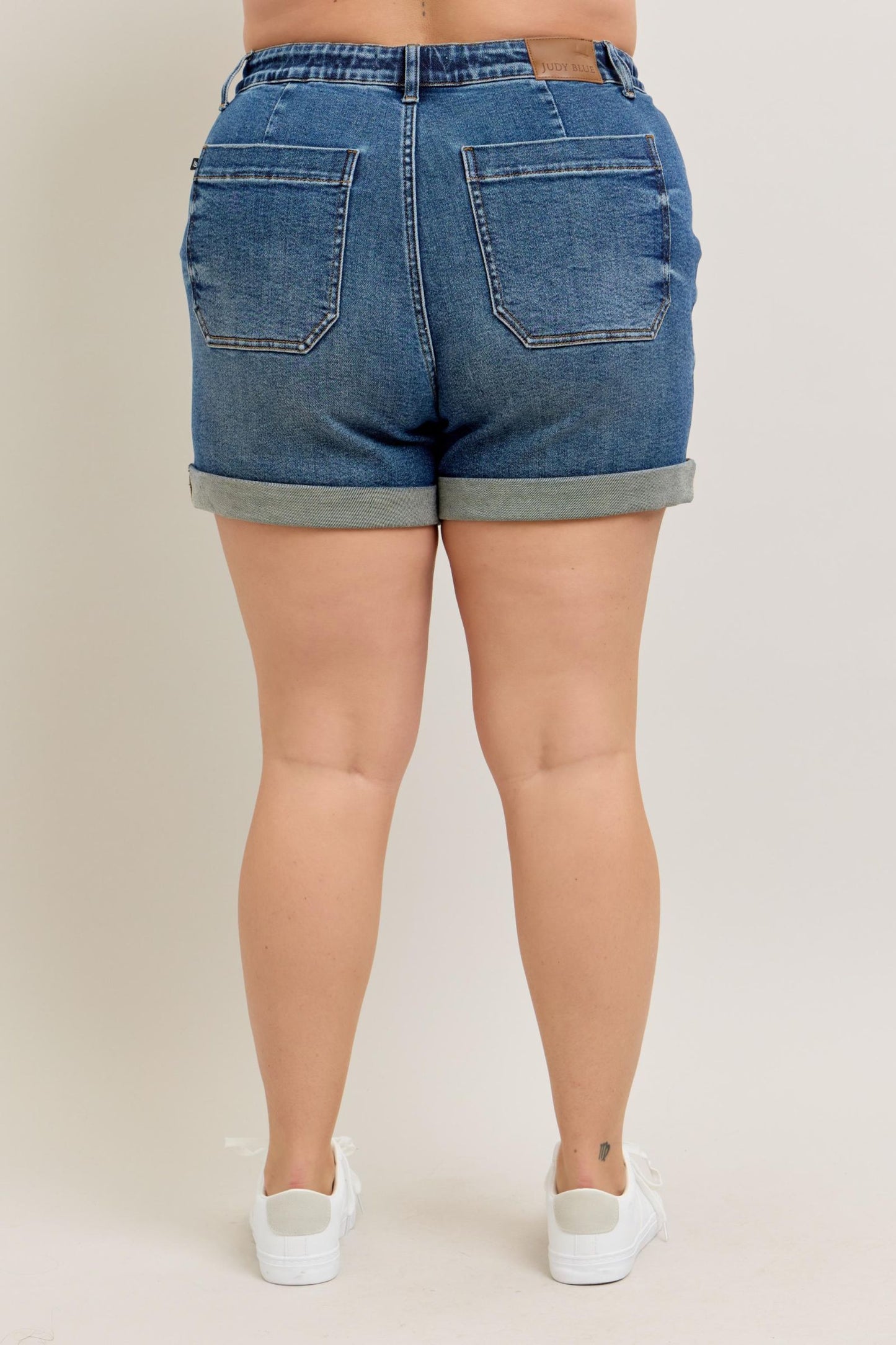 Judy blue HW Cuff Jogger Shorts