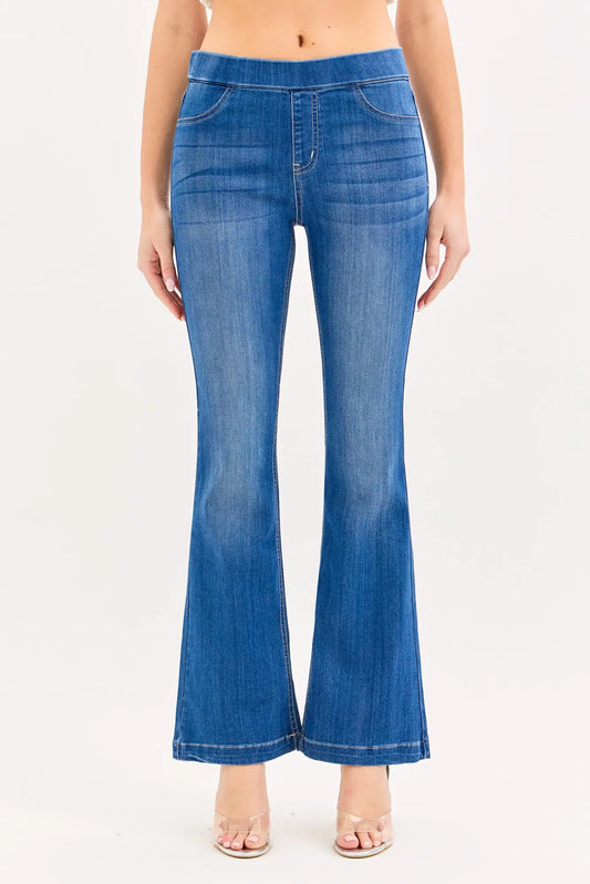 Cello Mid Rise Pull On Flare Jegging in medium Denim 33in inseam