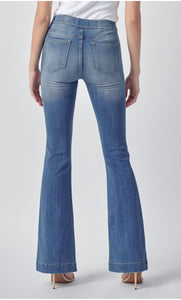 Cello Mid Rise Pull On Jeans in Medium wash