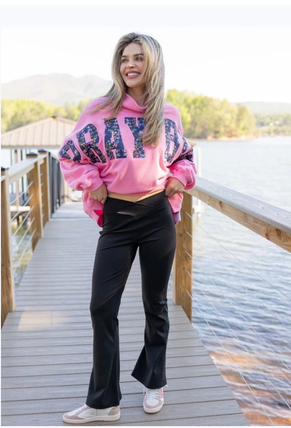 The Lea Flared Legging