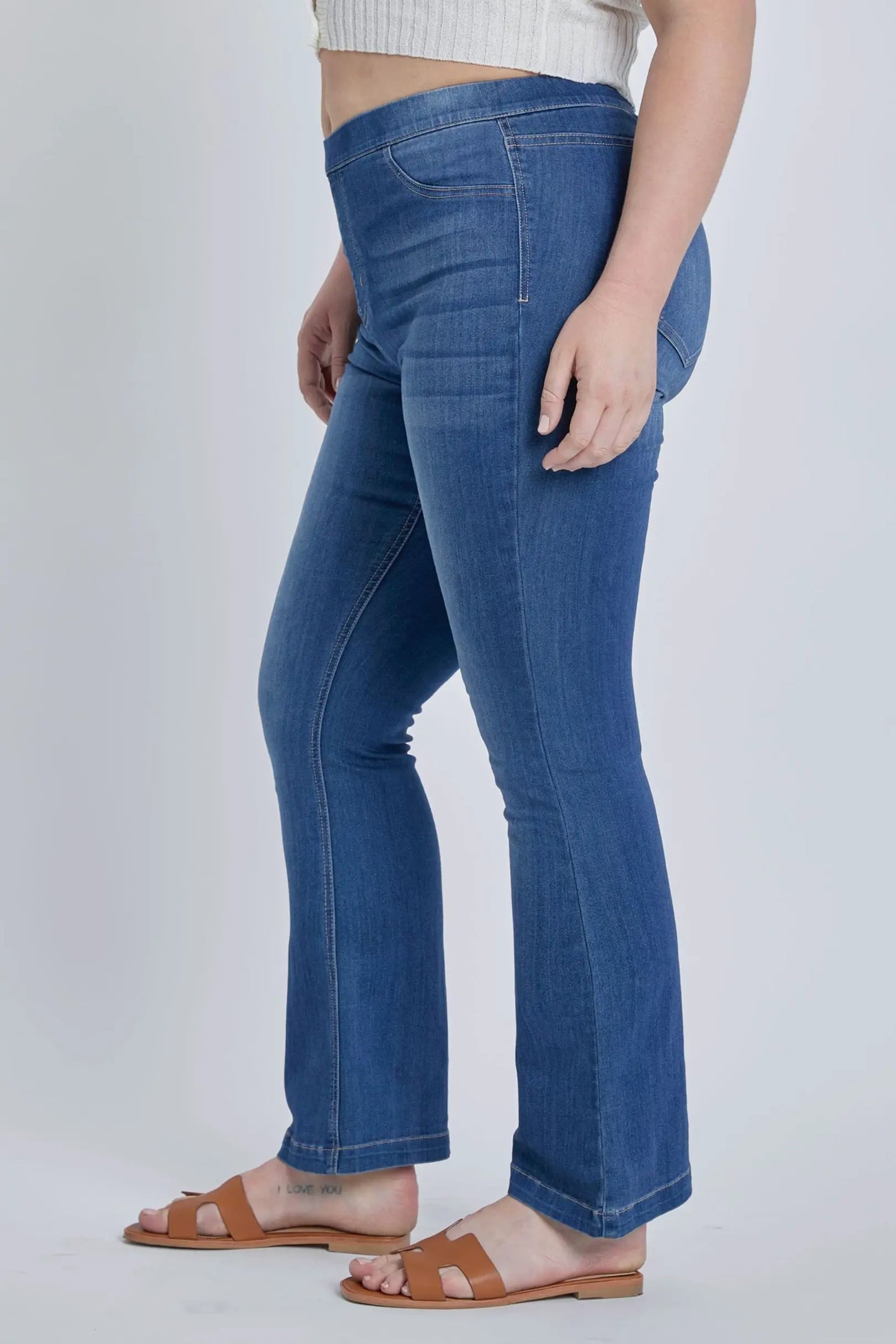 Curvy 30” Inseam Mid-rise Flare Jegging | Dark Denim