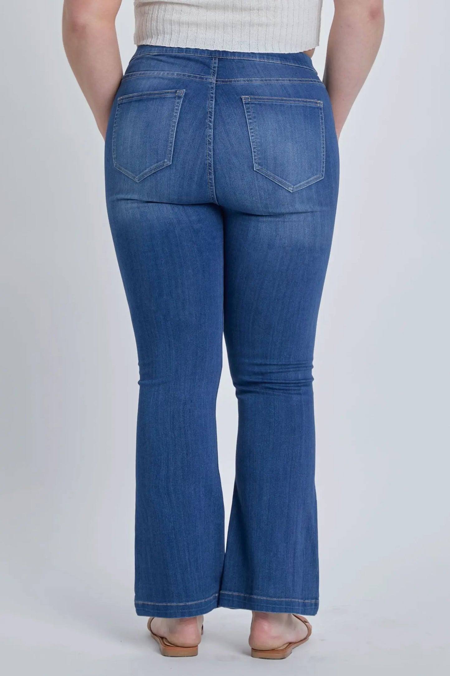 Curvy 30” Inseam Mid-rise Flare Jegging | Dark Denim