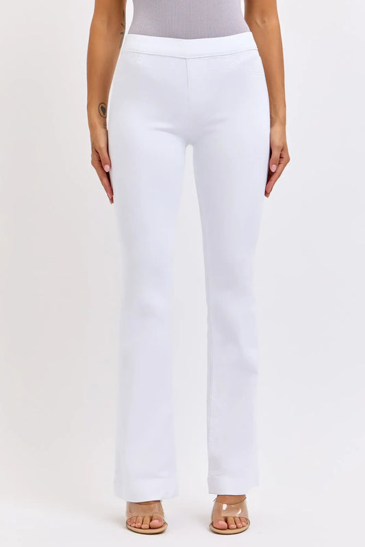 Cello Mid Rise Pull On Jeans in White