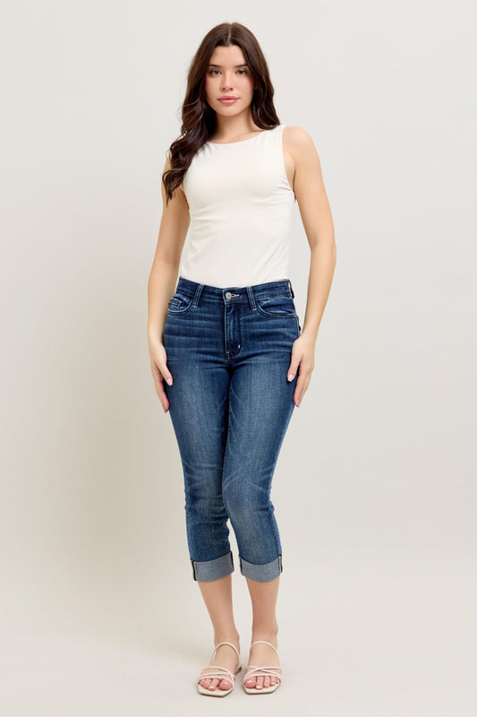 JUDY BLUE Dark Wash Cuffed Capri