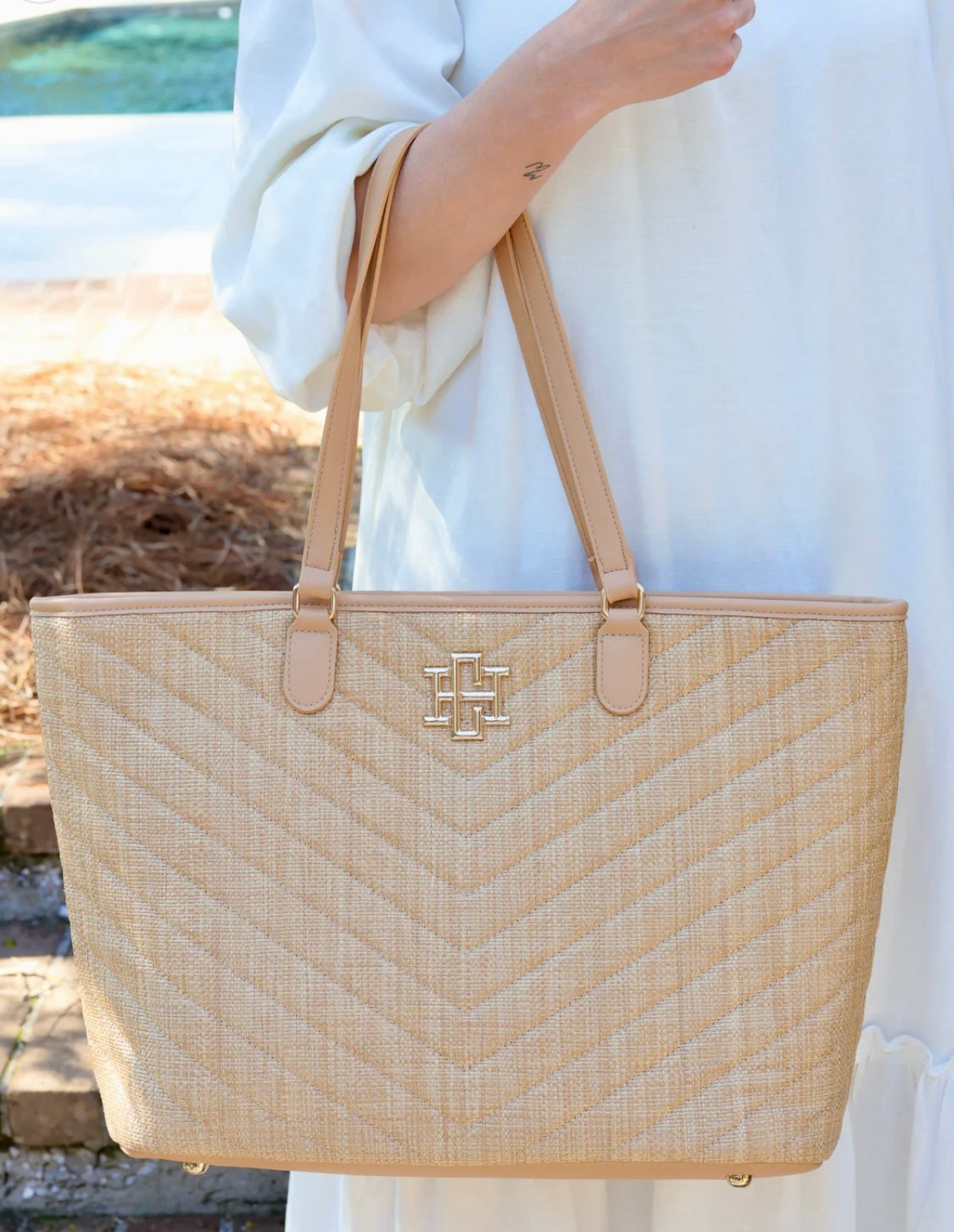 Caroline Hill - James Tote | Natural V Quilted