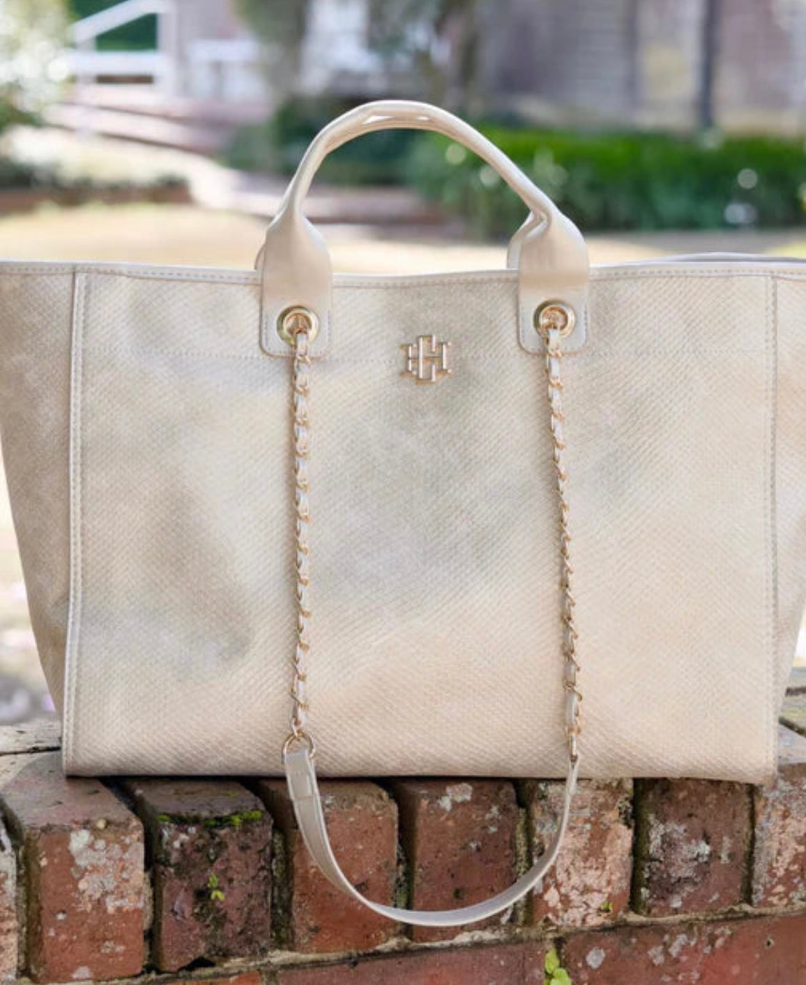 Melissa Tote Bag | Shimmer Champagne