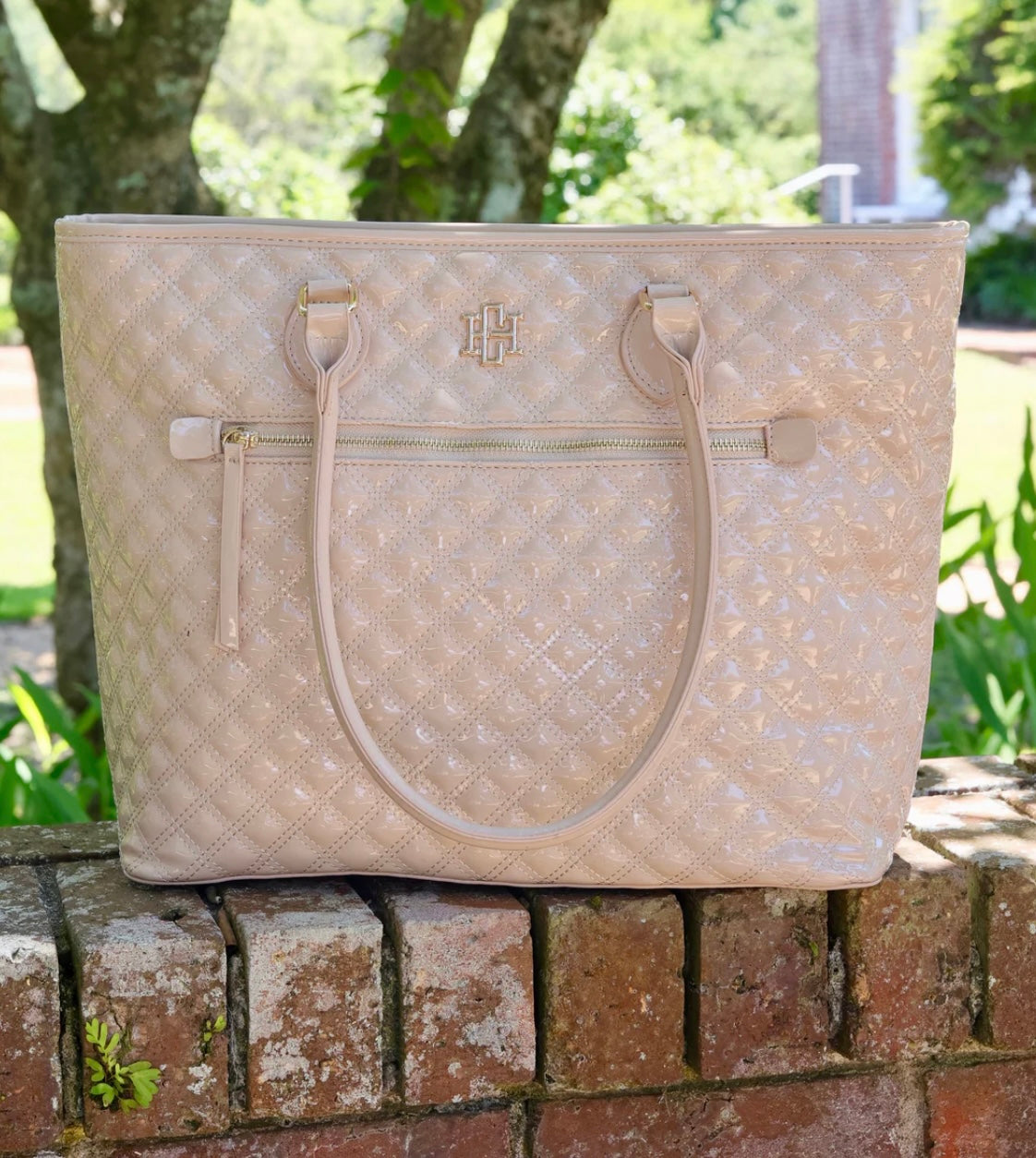 Jayden Tote | Nude Patent SQ