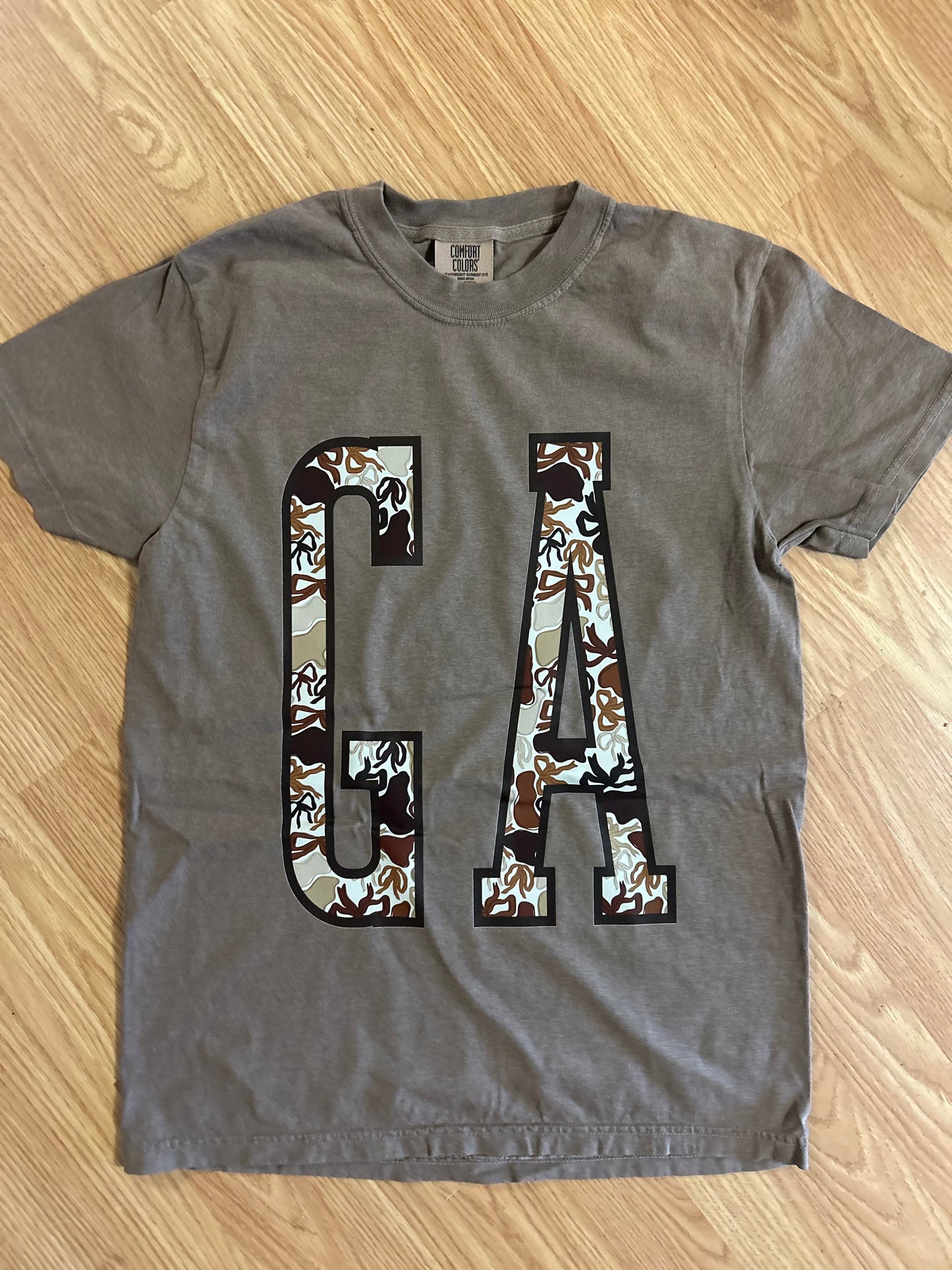 Bow Camo ‘GA’ Tee