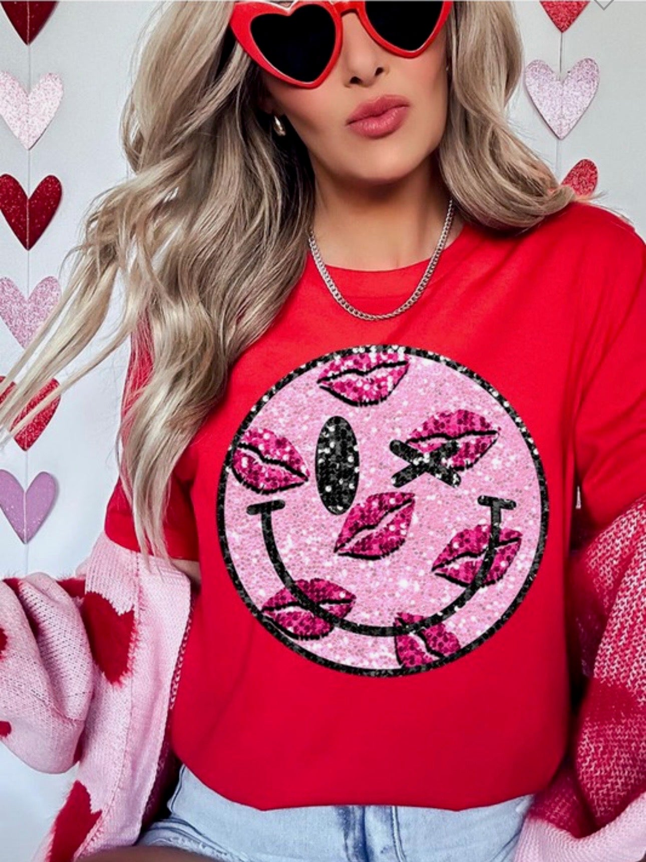 Sparkly XOXO Smiley Face Valentines T-Shirt