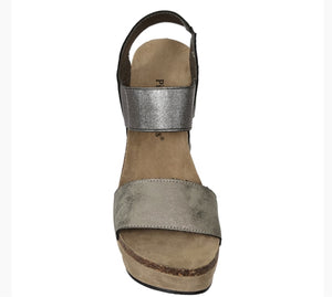 Hester Wedges in Pewter