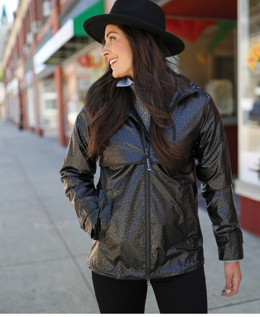 WOMEN'S ANIMAL PRINT NEW ENGLANDER